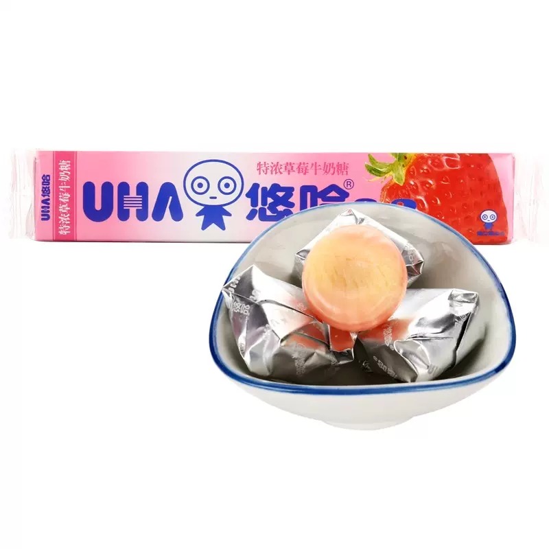 UHA Tokuno Strawberry Milk Candy40g