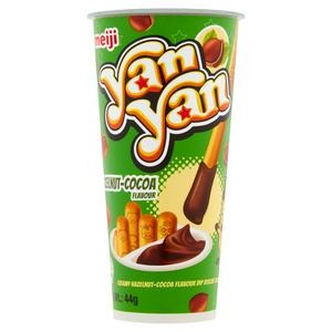 Meiji Yan Yan Creamy Hazelnut Flav Dip Biscuit Snack 50g