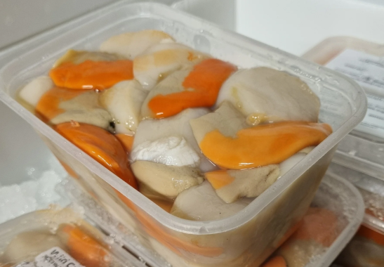 新鲜盒装带黄扇贝肉